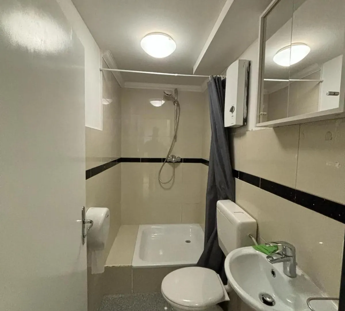 Mk Apartments Bremen 2 Wifi - Kostenlose Parkplaetze - In 5 Minuten In Der Stadt 0*,