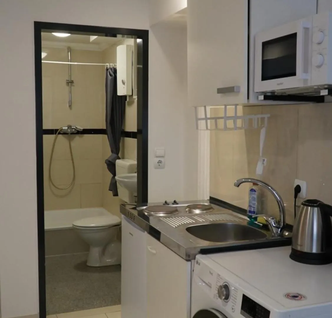 Mk Apartments Bremen 2 Wifi - Kostenlose Parkplaetze - In 5 Minuten In Der Stadt